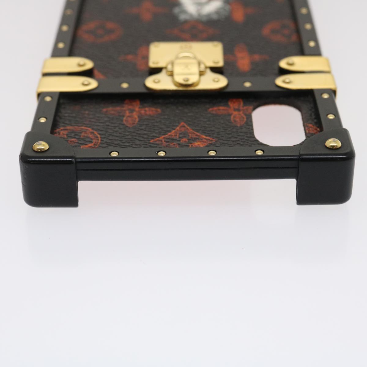 Louis Vuitton Transformed Monogram Cat Eye Trunk iPhone Case M63891