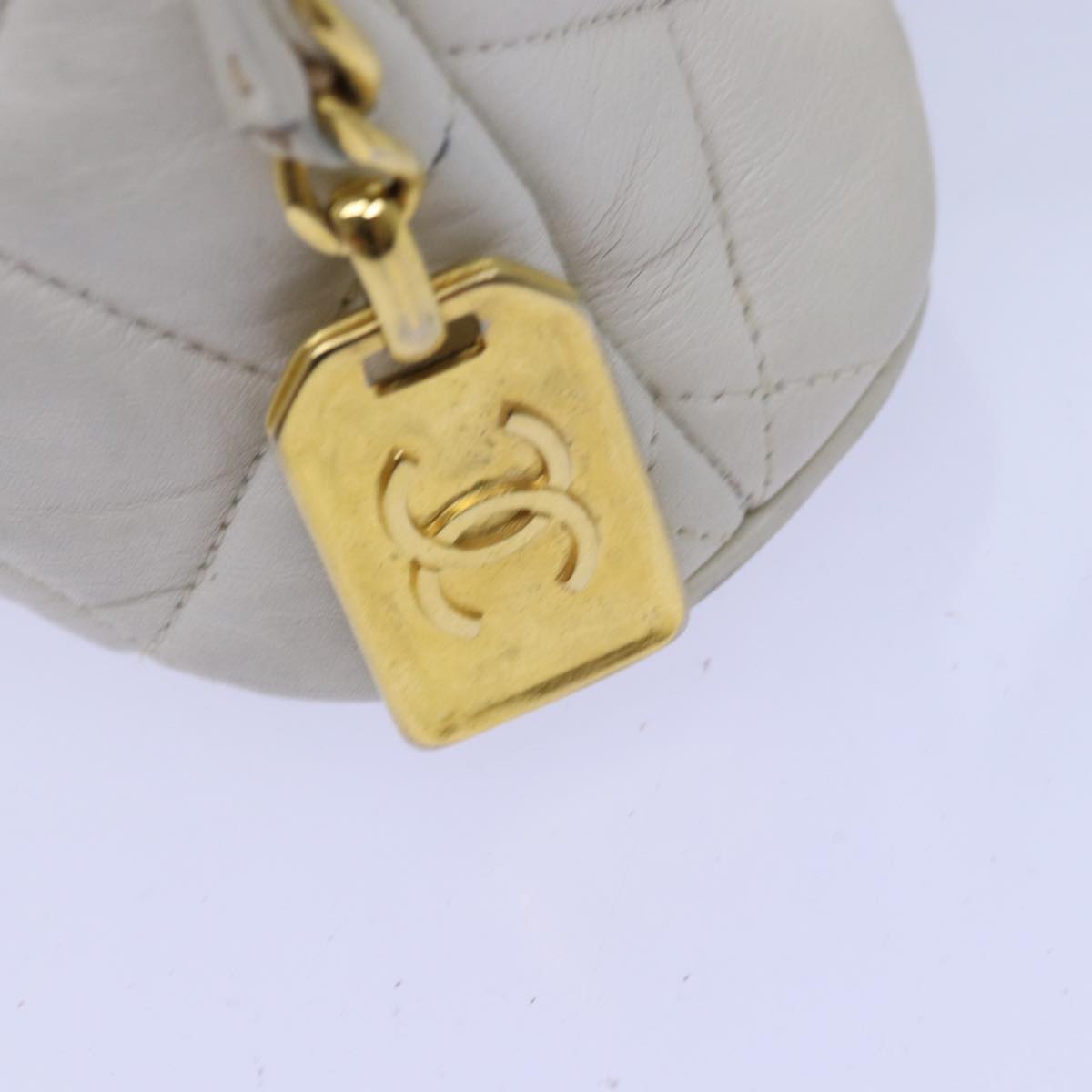 CHANEL Matelasse Chain Shoulder Bag Leather White CC