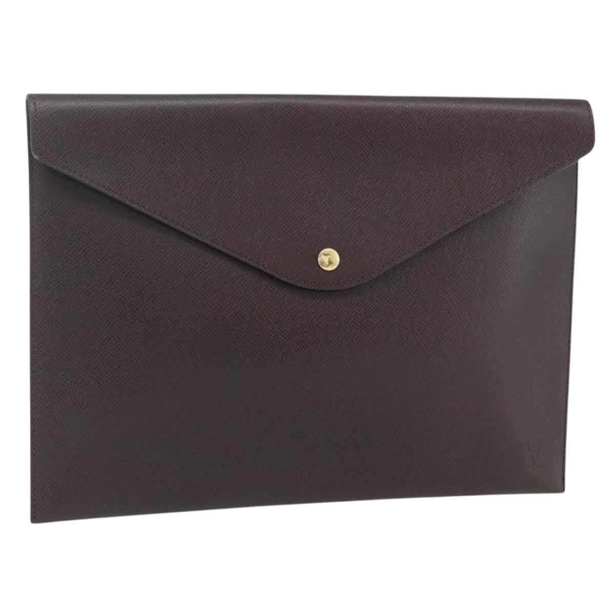 Louis Vuitton Taiga Document Case Acajou M99087 LV