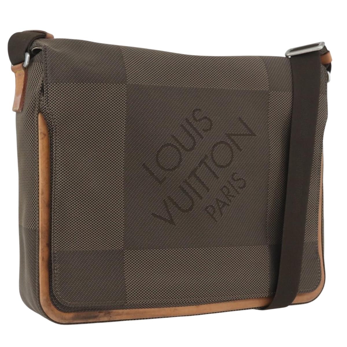 Louis Vuitton Damier Geant Messager Shoulder Bag Tail M93030 LV